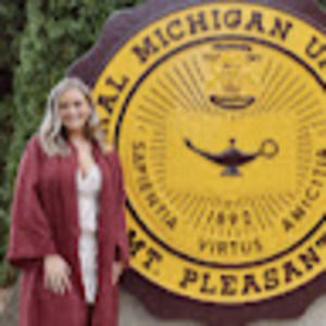 Meet your Posher, Lily